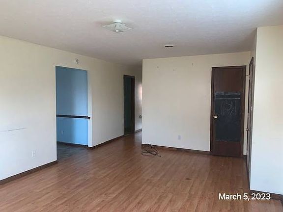 5th image of 786 Howard Ave