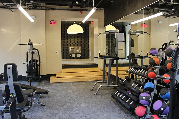 Rented by Sam Tabak | media 91