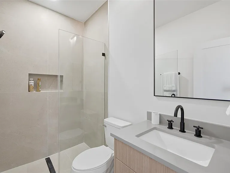 5505 Hershe St — Photo 13