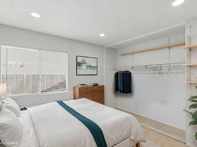 16488 Mountain St — Photo 12