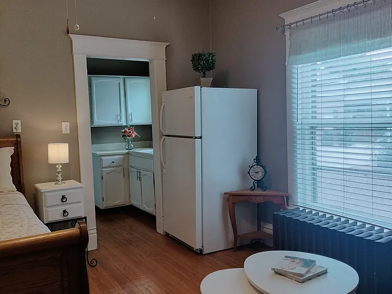 731 Kimbark St #2 — Photo 3