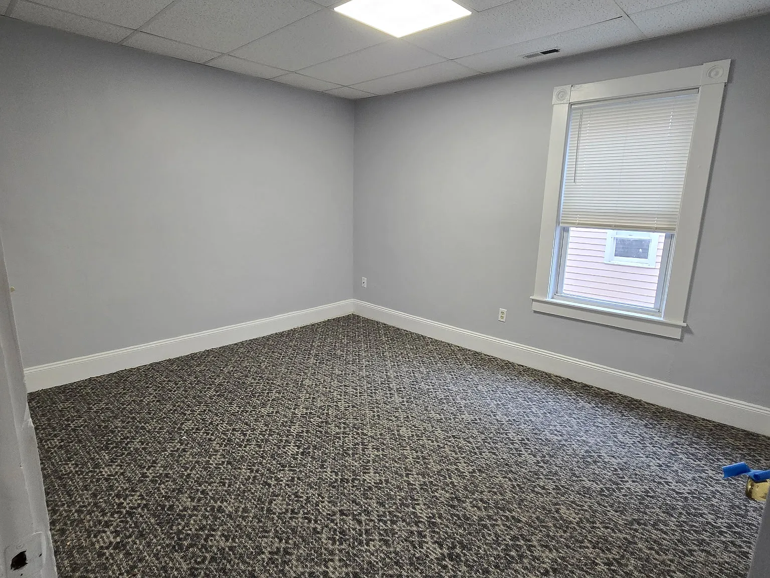 4 bed, 1000 sqft, $2,700 — Photo 4
