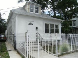 38 Willoughby St, Newark, NJ 07112