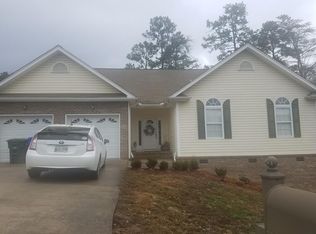 335 Celestial Ln, Hixson, TN 37343