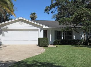 438 Laura Ln, Mount Dora, FL 32757