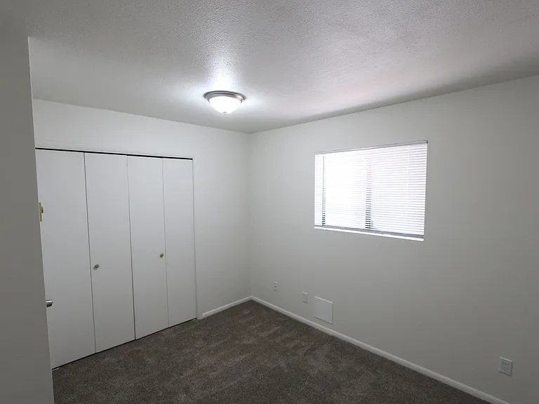 1927 E Arrowhead Ave — Photo 21