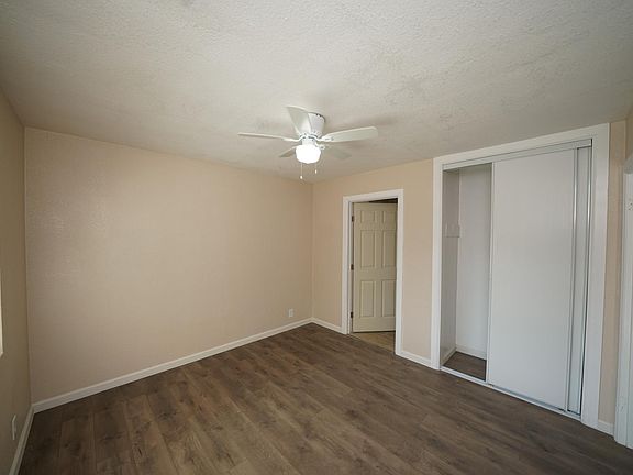 4th image of 2555 Kent Dr