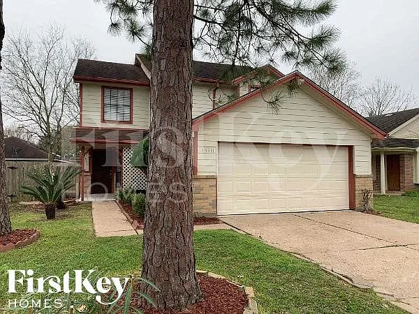 15511 Evergreen Grove Dr — Photo 2