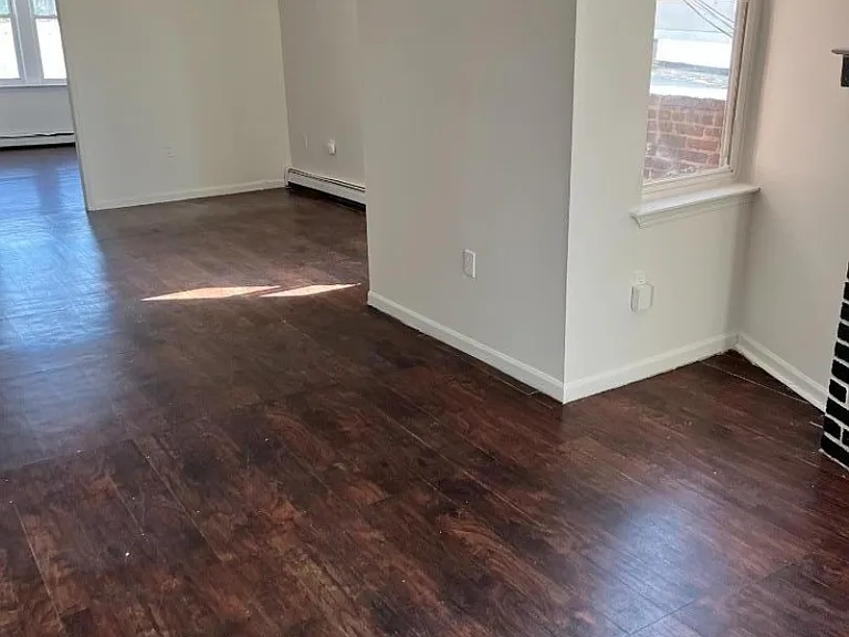 340 Morris Ave #1 — Photo 2