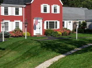 5 Colonial Vlg, Falmouth, ME 04105