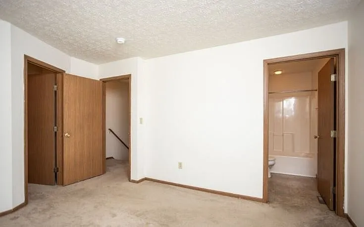 2 Bedroom, 2 Bath Bedroom