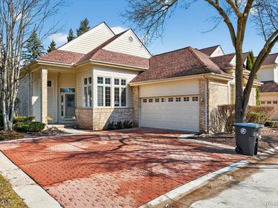 38150 N Vista Dr, Livonia, MI, 48152