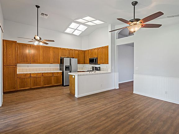 3rd image of 2248 Daltrey Way
