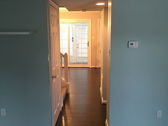 4th image of 43 Huneycutt Dr