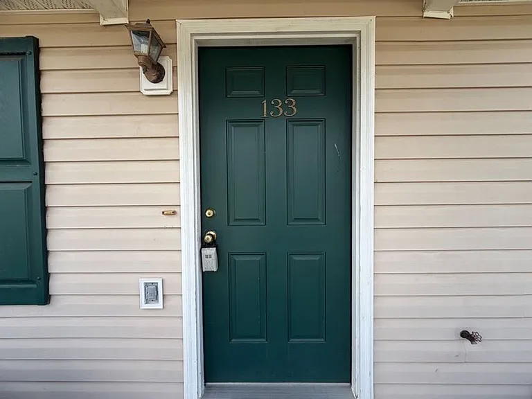 133 Brandimere Dr — Photo 2