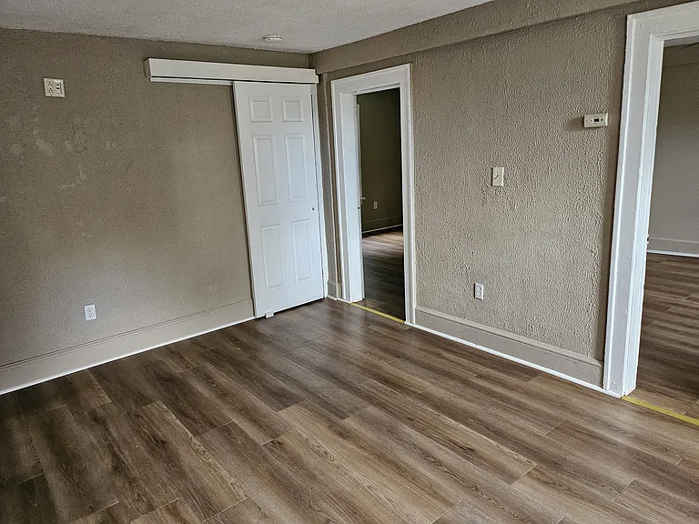 985 N Delsea Dr #3 — Photo 5