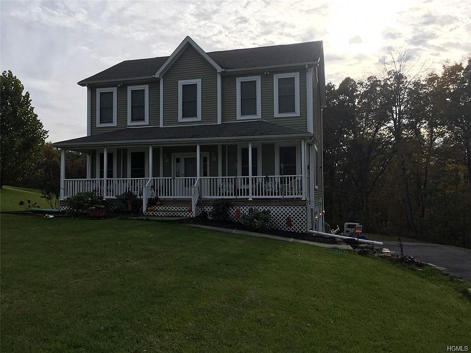 1st image of 4 Chiefs Ln