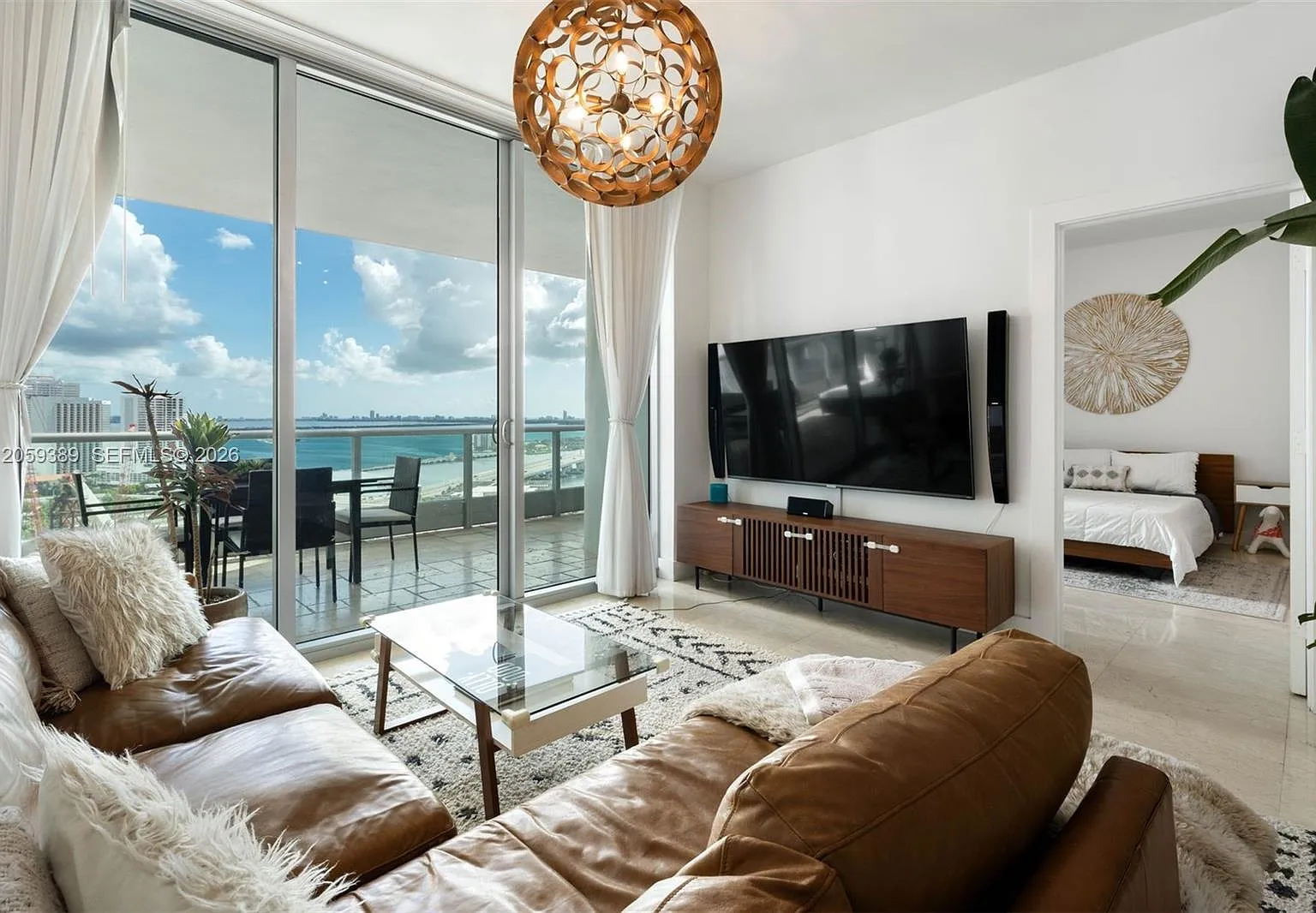 900 Biscayne Bay Condo — Photo 1