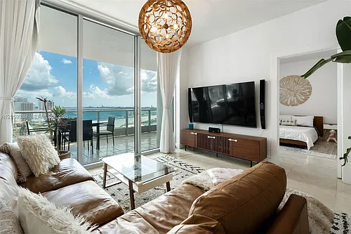 900 Biscayne Blvd #2708 Photo 1