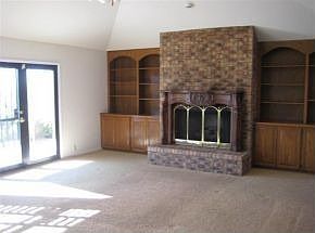 4th image of 7208 Meriden Ln