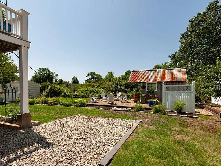 15 Beechwood Ave — Photo 30