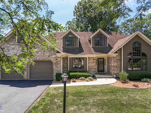 2nd image of 6033 Brittney Ln