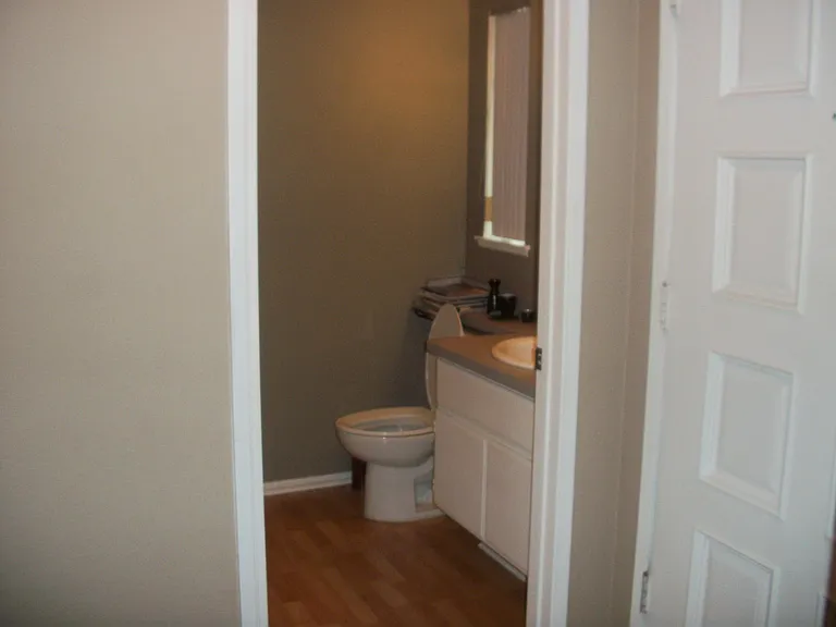 8721 Pine Crest Pl — Photo 13
