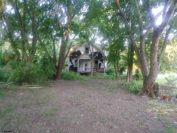 2nd image of 608 S New Orleans Ave