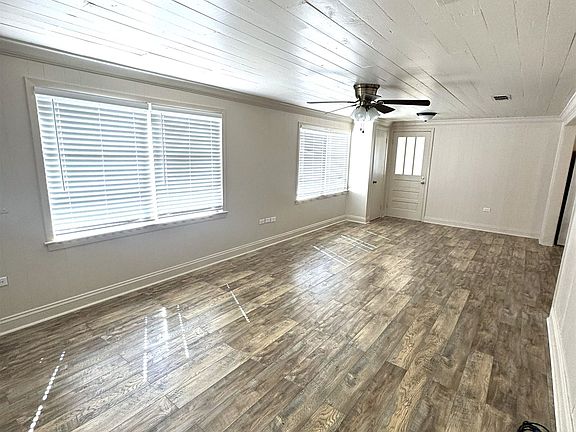 4th image of 2031 Bayou Blue Rd