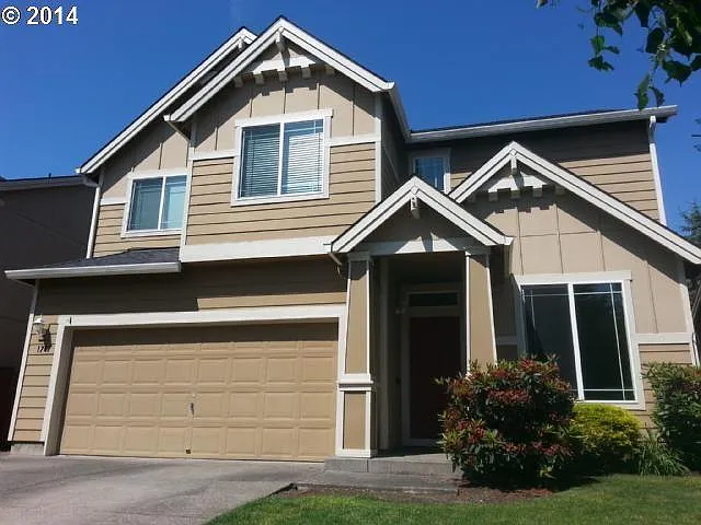 4 bed, 2.5 bath, 1832 sqft, $2,000 — Photo 1