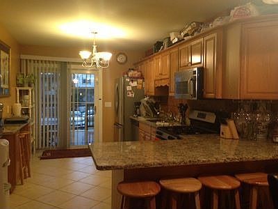 1st image of 27 Franklin Pl #1