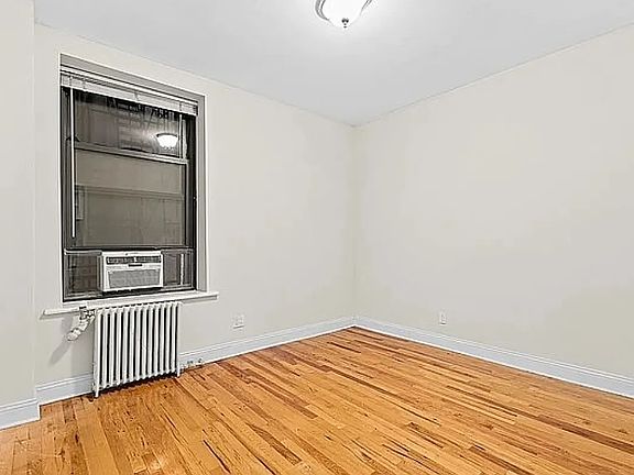 5th image of 150 W 47th St APT 8A