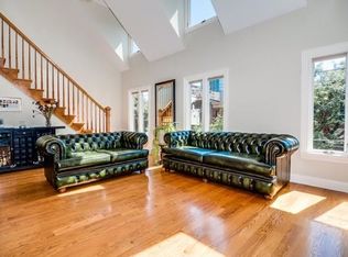 212 4th St APT 3, Jersey City, NJ 07302