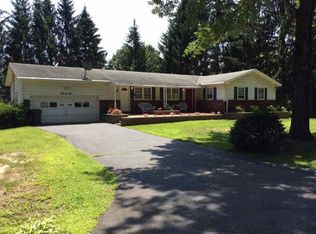 25 Robin Ln, Waterford, NY 12188