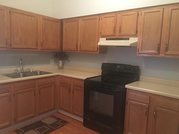 3rd image of 2713 Armand Pl #A