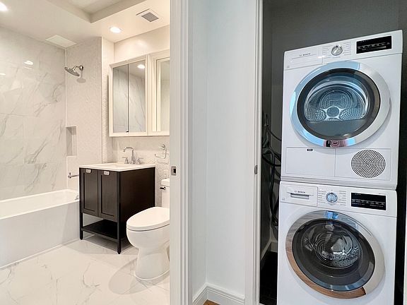 5th image of 409 Eastern Pkwy #914