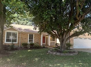 6859 Bear Creek Dr, Saint Louis, MO 63129