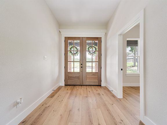 4th image of 17404 County Road 479