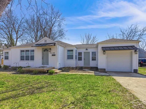 305 W Sugnet Rd, Midland, MI 48640