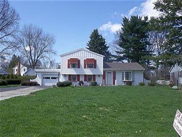 1st image of 3896 Edinburgh Dr