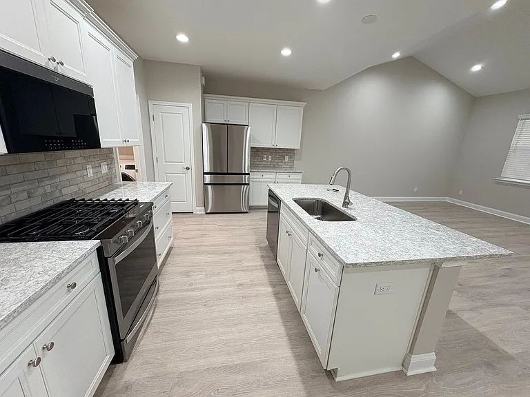 61 Tropics Ave #1 — Photo 9