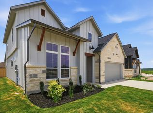 113 Travis Drive, Castroville, TX 78009