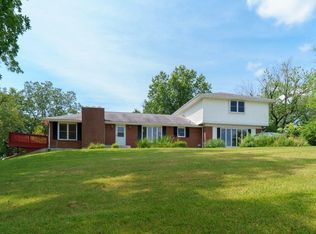 1598 County Road 252, Fulton, MO 65251