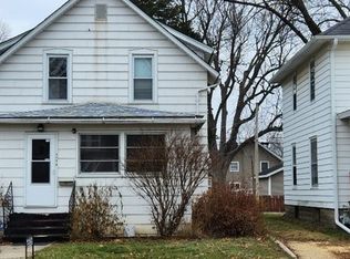 906 6th Ave, Sterling, IL 61081