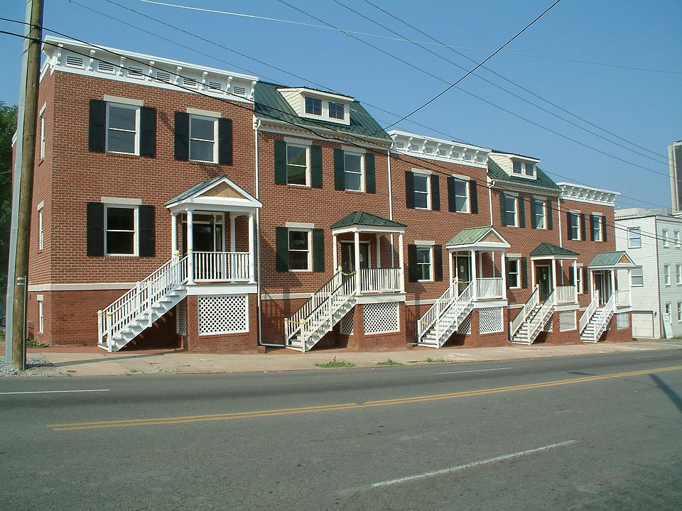 1st image of 1919 E Broad St