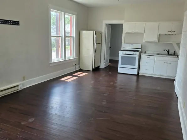 25 1st Ave SW #1, Watertown, SD 57201