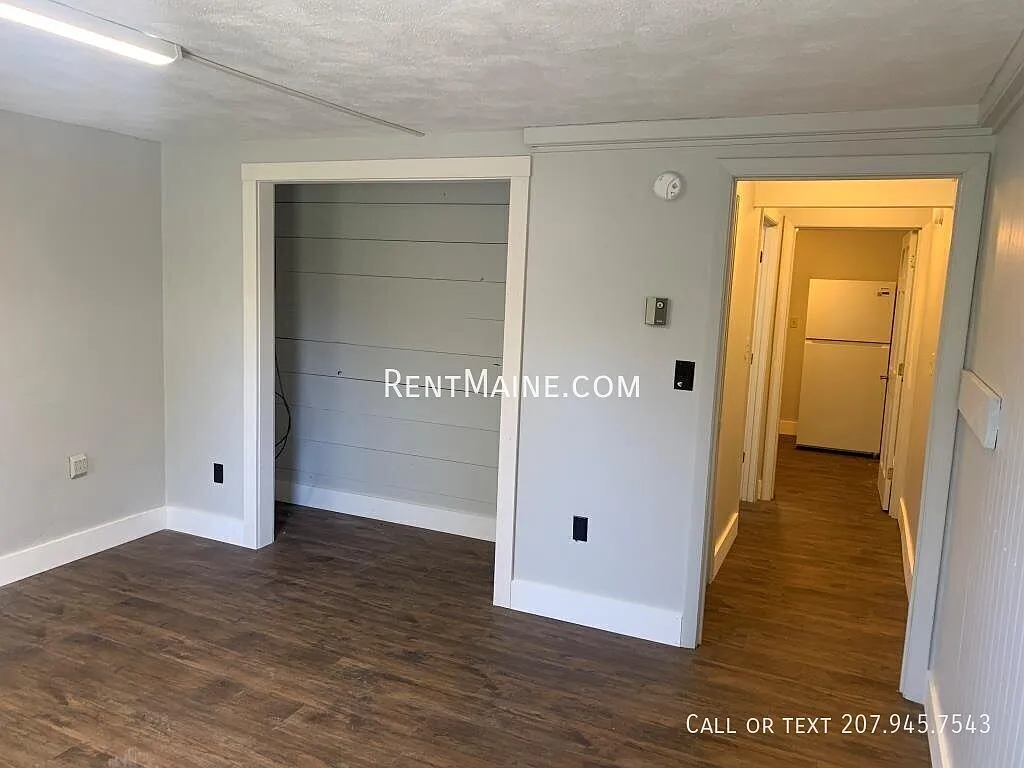 Studio, 400 sqft, $1,000 — Photo 4