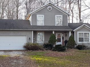 7096 Ballash Rd, Medina, OH 44256