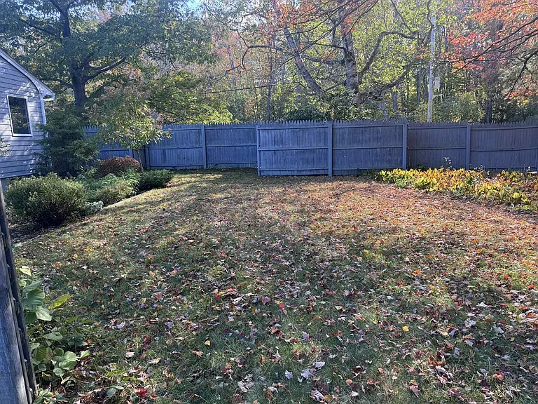 16 Richards Dr — Photo 44