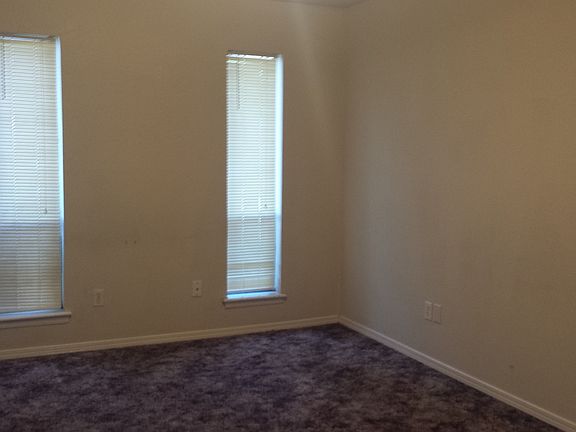 5th image of 1316 E Boyd St